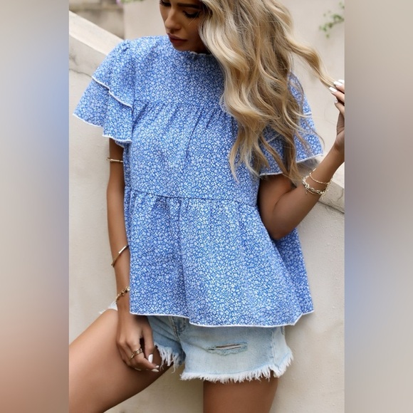 Blossom Breeze Short Sleeve Ditsy Blue Blouse - Picture 4 of 5